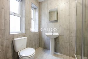 Shower room - click for photo gallery
